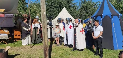 Interacting with re-enactors.